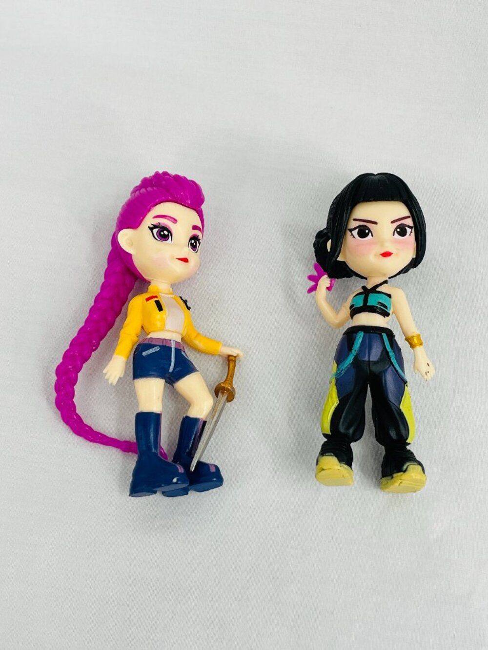 Kpop Demon Hunters  Rumi and Zoey Figurines